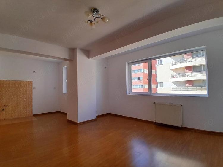 Apartament cu 2 camere nedecomandat în Central
