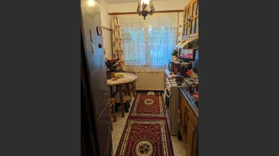 Apartament cu 2 camere decomandat în Autogară