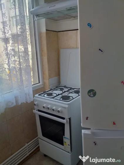 Apartament cu 2 camere decomandat în Aurel Vlaicu