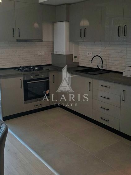 Apartament cu 3 camere semidecomandat, mobilat în Nord
