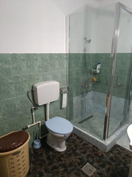 Casă cu 3 camere cu Canalizare în Poarta Albă