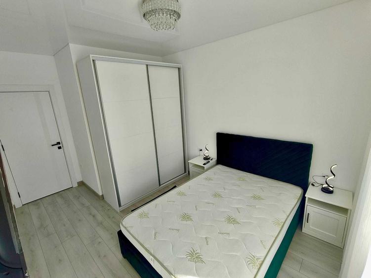 Apartament cu 3 camere decomandat în Energia
