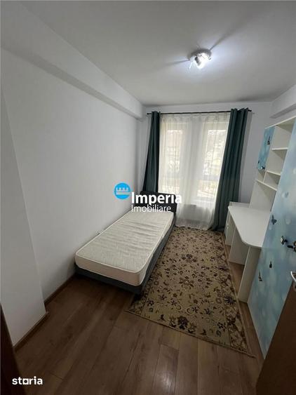 Apartament cu 3 camere decomandat în Rediu