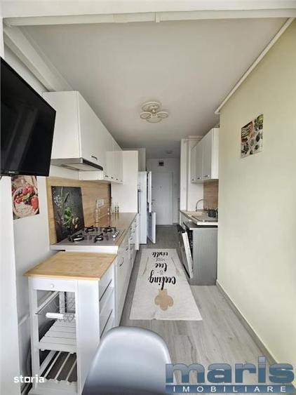 Apartament cu 2 camere decomandat în 22 Decembrie 1989