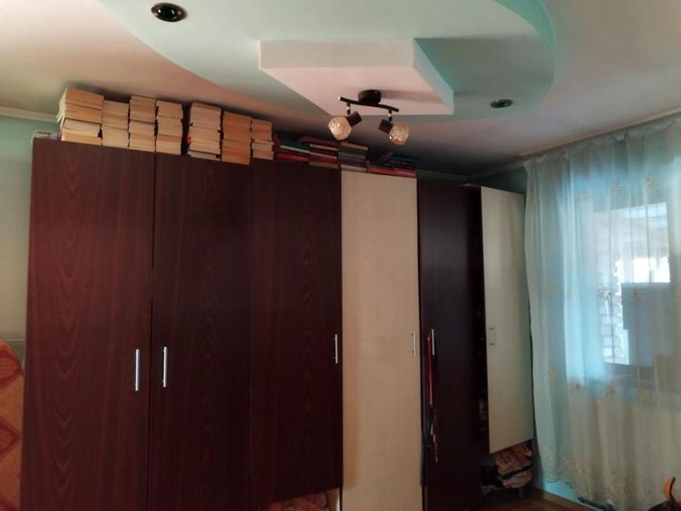 Casă cu 4 camere în Vlădești