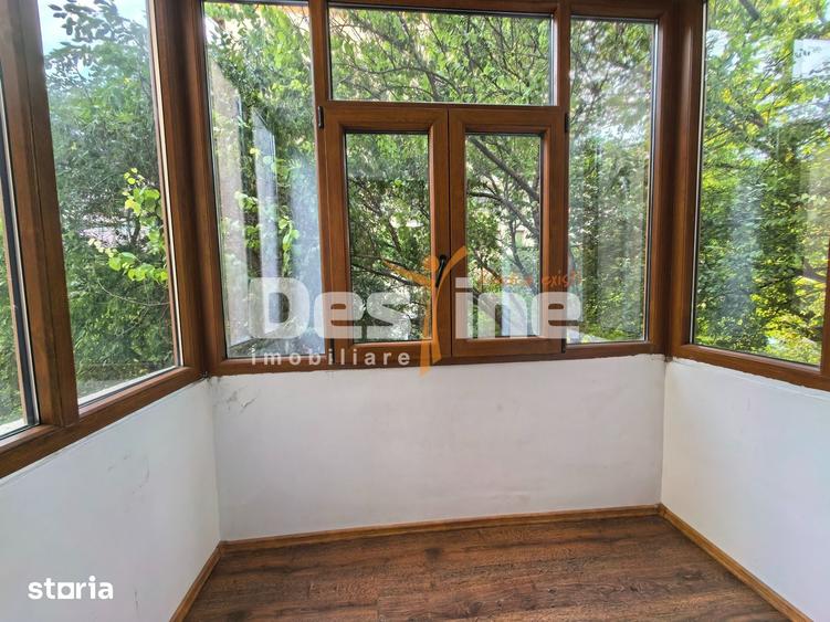 Apartament cu 2 camere semidecomandat în Dacia