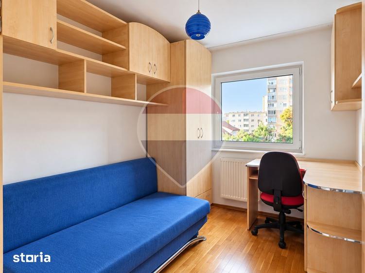 Apartament cu 3 camere în Astra
