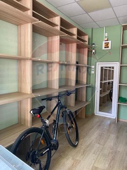 Spațiu comercial, de 75 mp, în Dudești