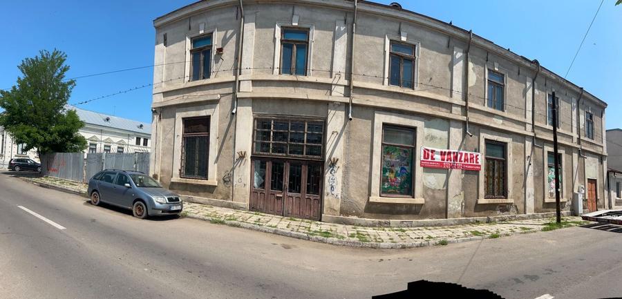 Casă cu 4 camere în Central