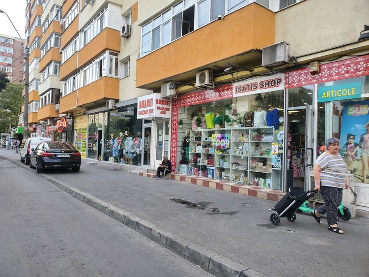 Spațiu comercial, de 90 mp, în Berceni