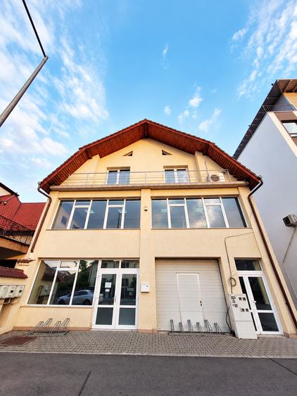 Spațiu comercial, de 491 mp, în Calea Dumbrăvii