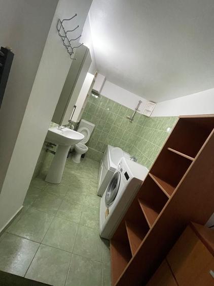 Apartament cu 3 camere în Est