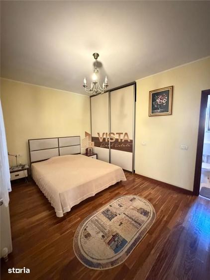 Casă cu Teren 300 Mp în Centrul Civic