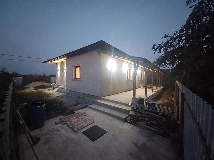 Casă cu Teren 409 Mp în Tărtășești
