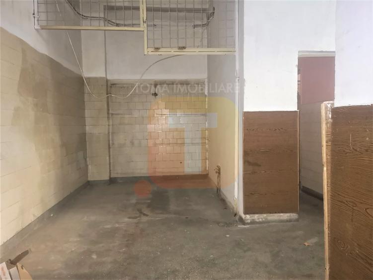 Spațiu comercial, de 246 mp, în Mărăței