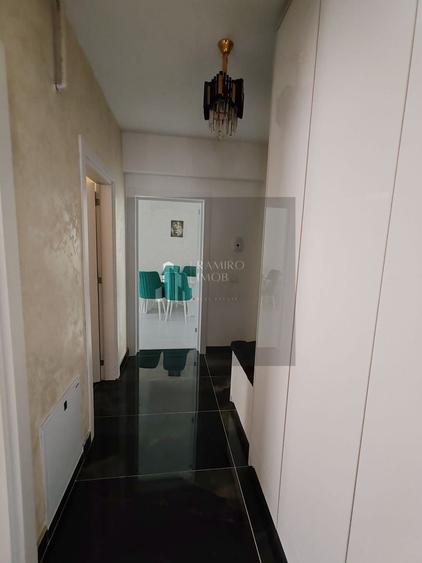 Apartament cu 2 camere decomandat, mobilat în Metalurgiei