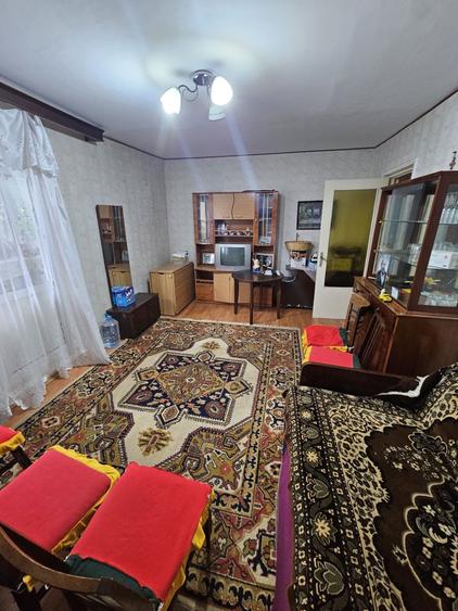 Apartament cu 2 camere decomandat în Dorobanți 1