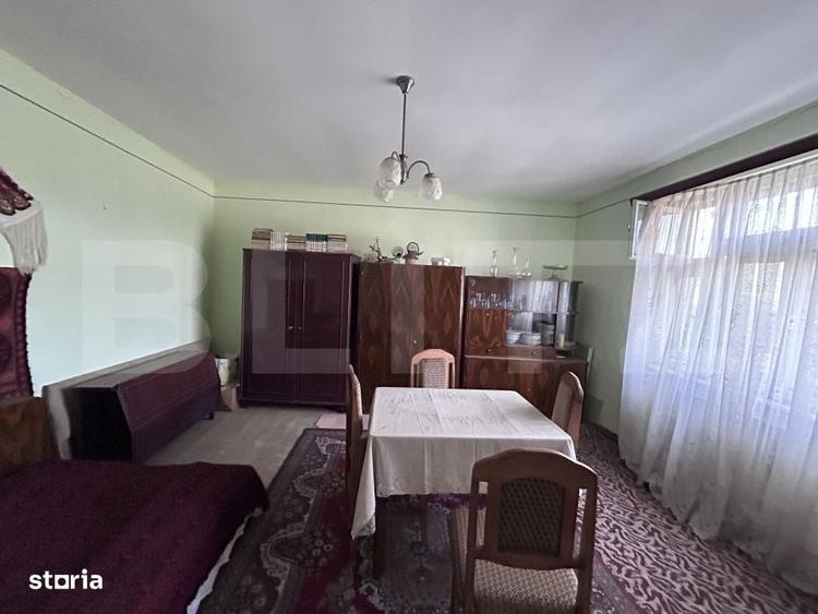 Casă cu 4 camere în Șanț
