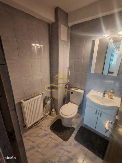 Apartament cu 2 camere decomandat în Letea Veche