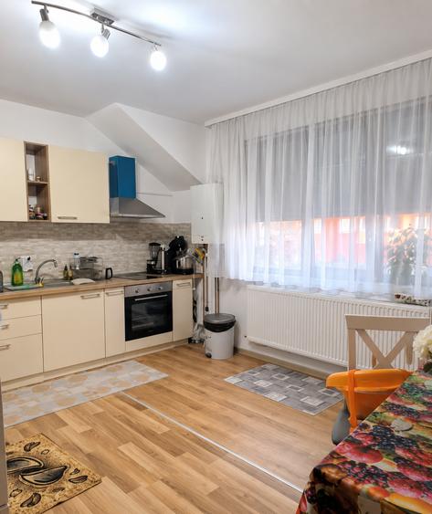 Apartament cu 2 camere decomandat în Cetății