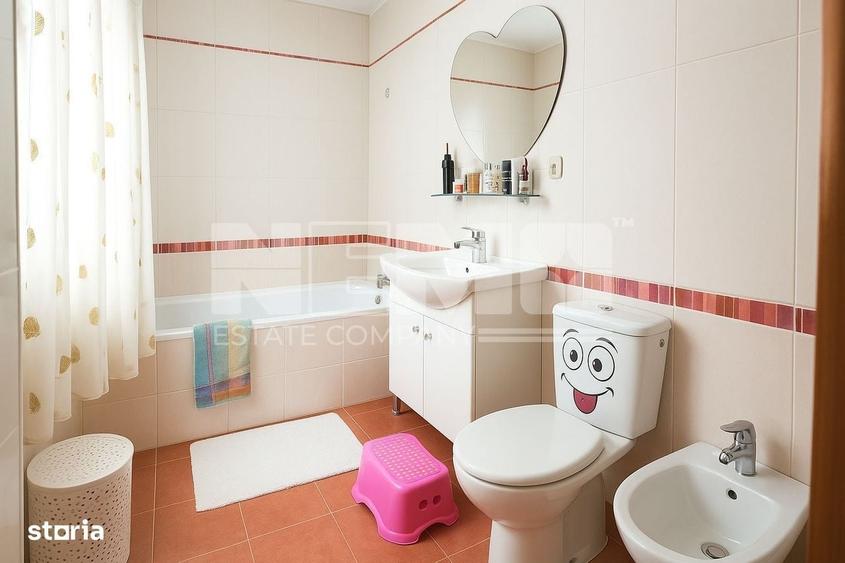 Apartament cu 3 camere decomandat în Central