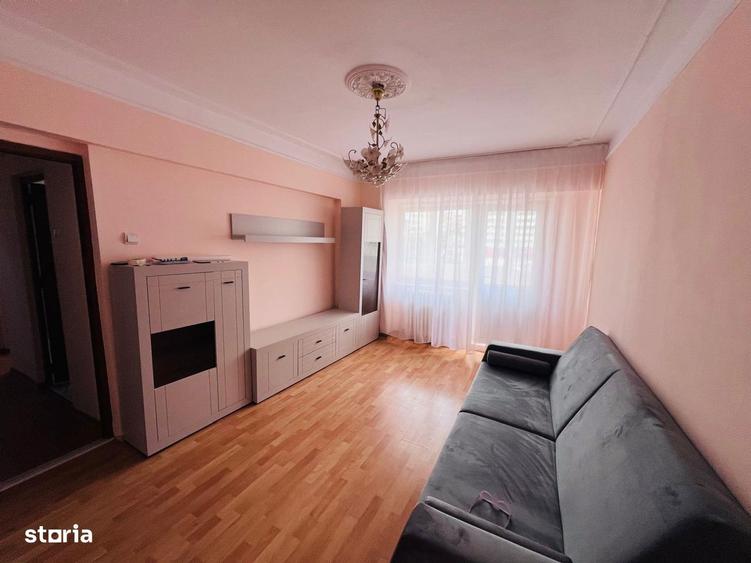 Apartament cu 2 camere decomandat, mobilat în Nicolina