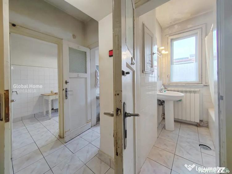 Apartament cu 3 camere decomandat în Capitale