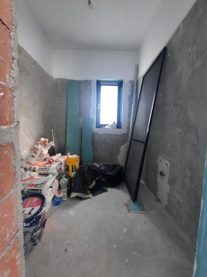 Casă individuală cu 5 camere cu Teren 376 Mp în Zurbaua