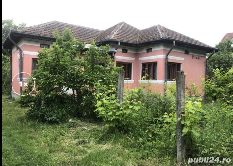 Casă cu 4 camere cu Teren 2300 Mp în Stângăceaua