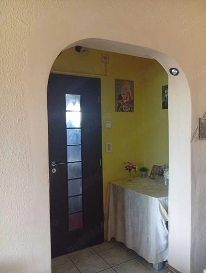Apartament cu 2 camere semidecomandat în Micălaca