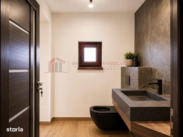 Casă cu 4 camere în Bună Ziua