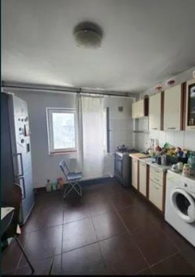 Apartament cu 2 camere decomandat, mobilat în 13 Septembrie