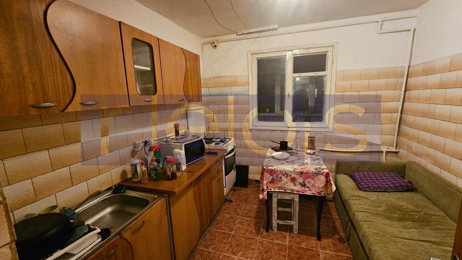 Apartament cu 3 camere decomandat în Ghencea