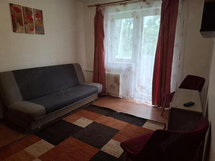 Apartament cu 2 camere semidecomandat în Rogerius