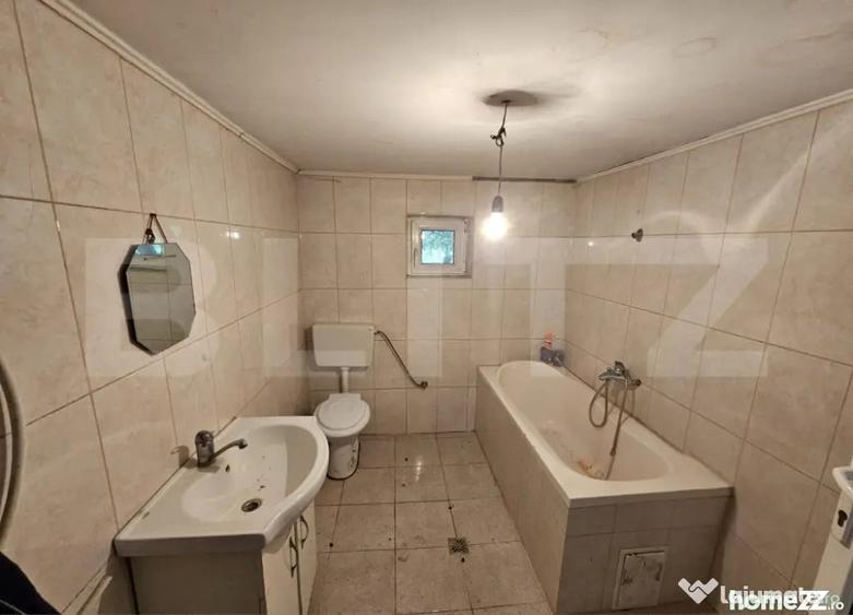 Casă cu 3 camere cu Teren 2698 Mp în Cistei