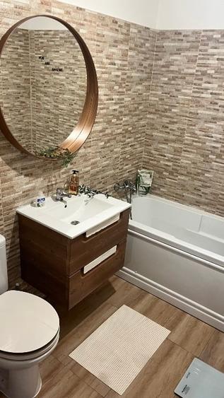 Apartament cu 2 camere decomandat în Apărătorii Patriei — fotografia 3