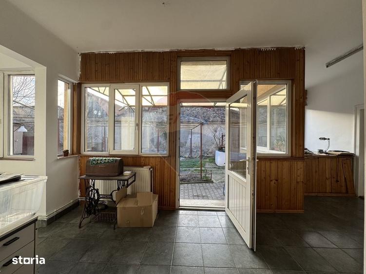 Casa pe un nivel aproape de centrul orasului - 4