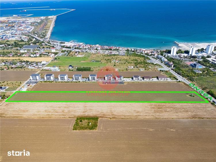 Teren de 17500 mp, în Central
