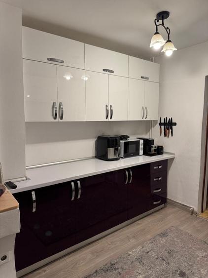 Apartament cu 2 camere decomandat în 23 August