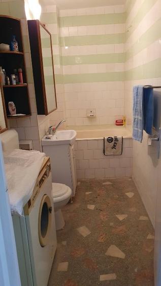 Apartament cu 3 camere decomandat în Nufărul