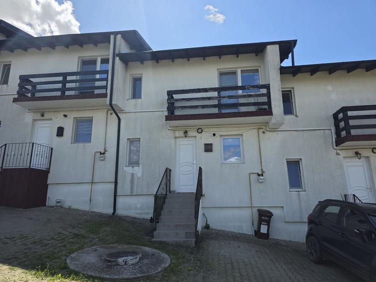 Casă cu 4 camere în Rediu