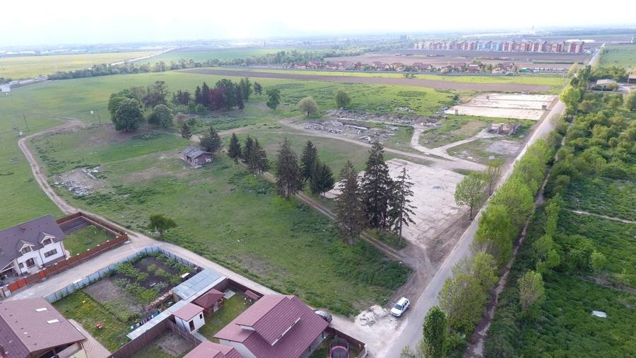 Teren Construcții intravilan de 60000 mp, în Exterior Est