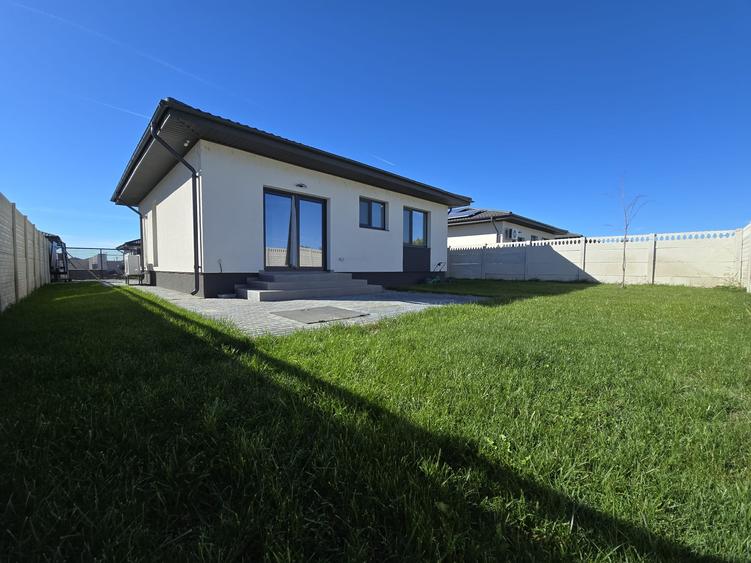 Casă individuală cu 3 camere cu Teren 372 Mp în Berceni