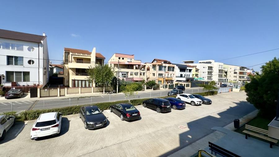 Apartament cu 3 camere decomandat, mobilat în Nord