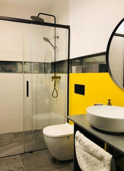 Apartament cu 3 camere decomandat, mobilat în Ultracentral
