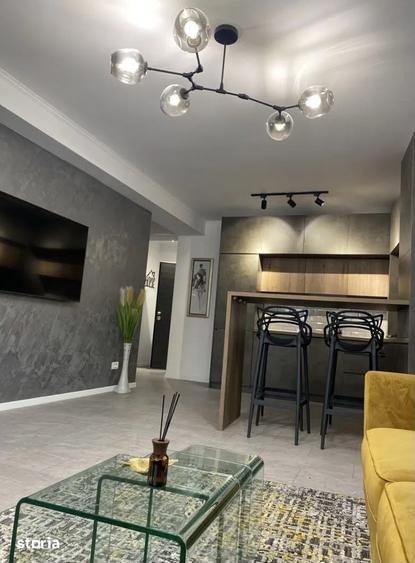 Apartament cu 3 camere decomandat în Dămăroaia