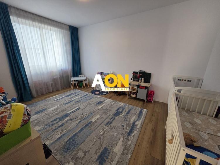 Apartament cu 3 camere decomandat în Ampoi 3