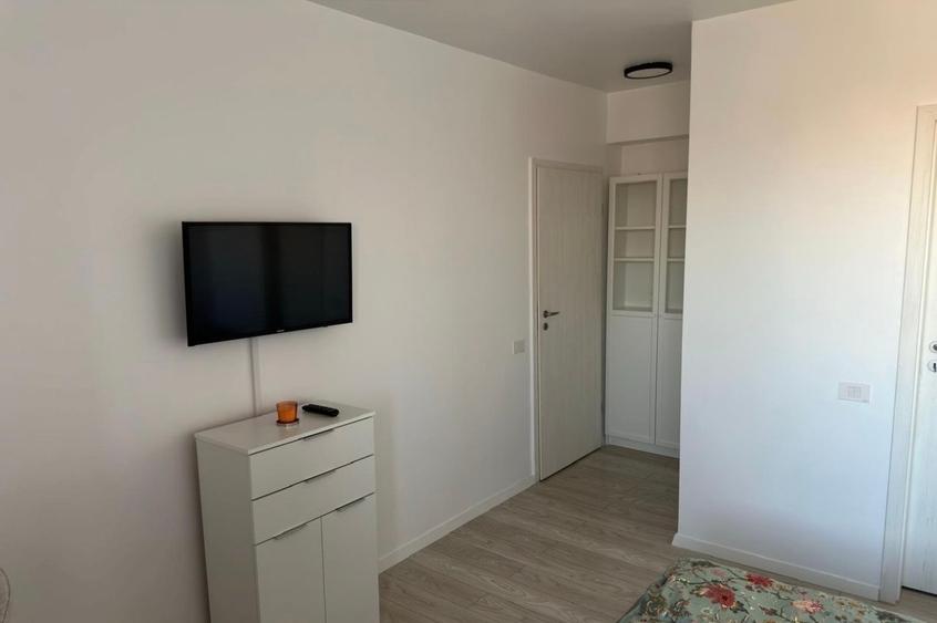 Apartament cu 3 camere decomandat, mobilat în Bd. Laminorului