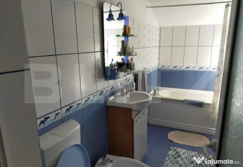 Casă cu 4 camere cu Teren 500 Mp în Central