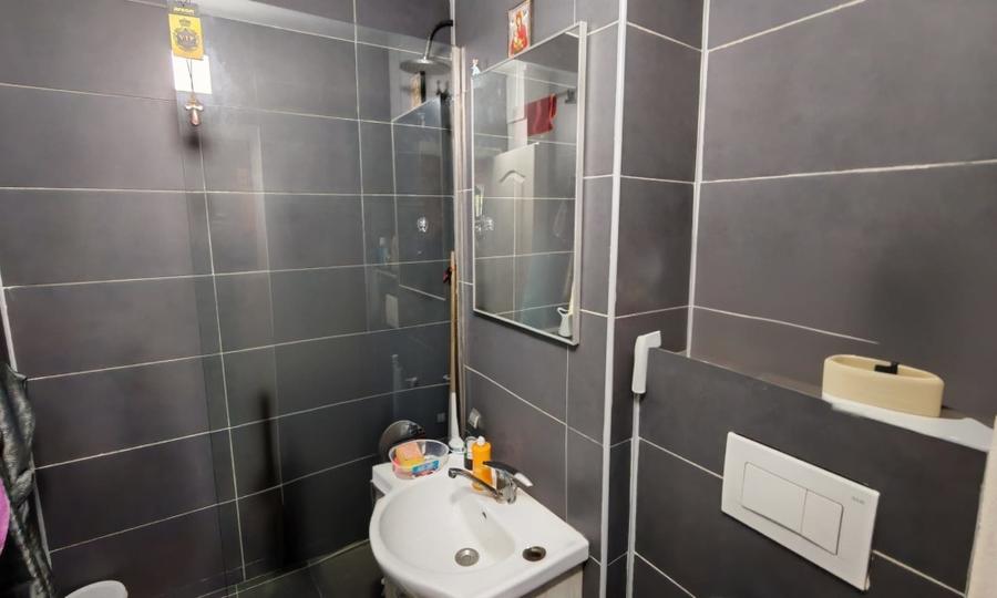 Garsonieră decomandată în Micro 14